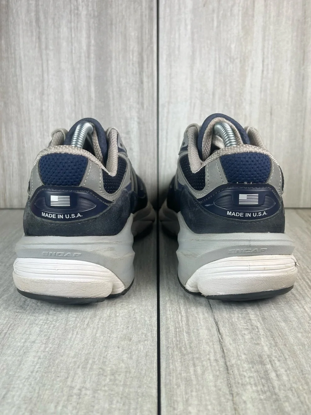 New Balance 990v6 Navy Blue Sneaker Athletic Shoe Women’s Size 8.5 2E Wide